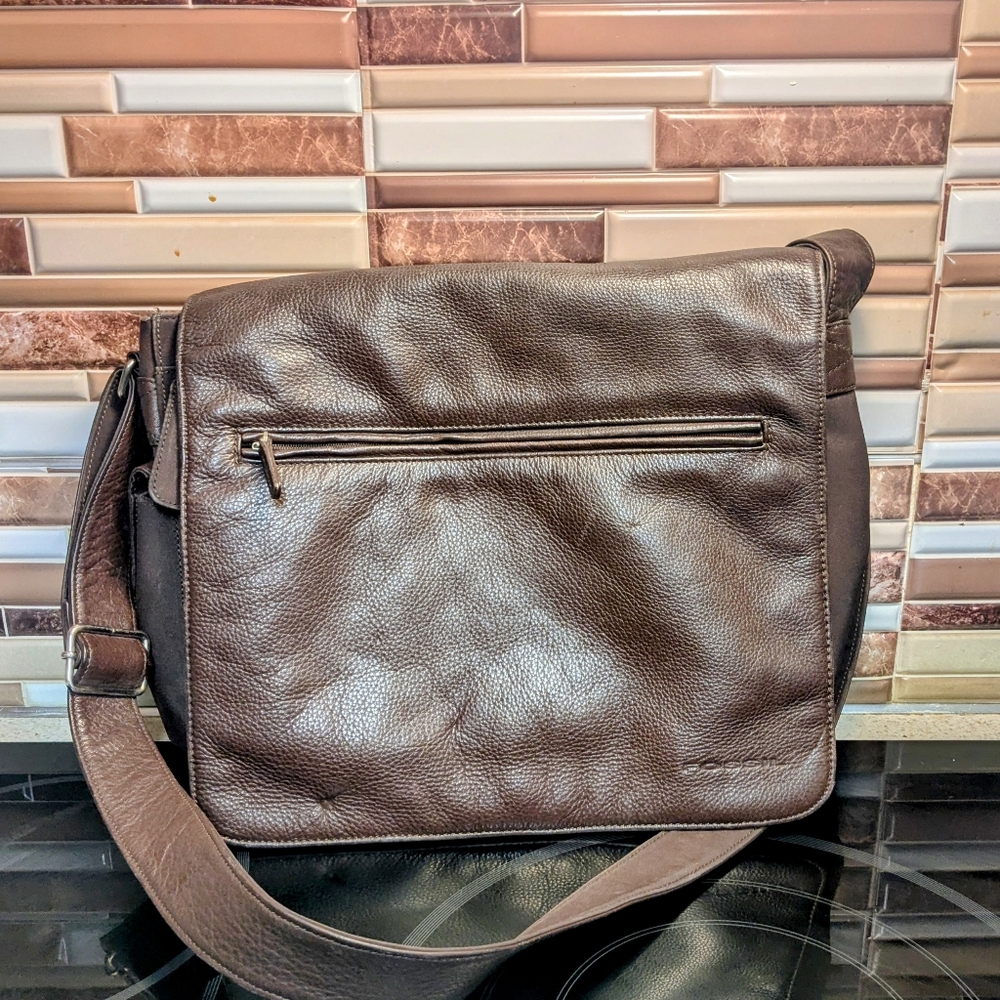 FOSSIL - Brown Leather Messenger Bag